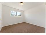 2230 Oak St - Photo 24
