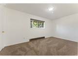 2230 Oak St - Photo 33