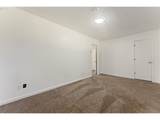 2230 Oak St - Photo 34