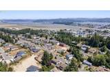 2230 Oak St - Photo 46