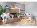 880 Hughes St - Photo 15