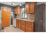 880 Hughes St - Photo 20