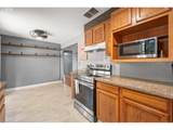 880 Hughes St - Photo 22