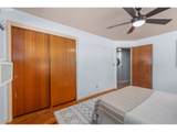 880 Hughes St - Photo 25