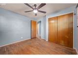 880 Hughes St - Photo 27