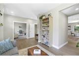 2731 Elliott Dr - Photo 8