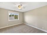 2043 Chehalem Dr - Photo 32