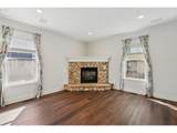 698 Hertel St - Photo 10
