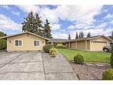 2091 Spruce Ave - Photo 2