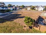 2688 Cascara Ave - Photo 3