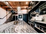 725 Flanders St - Photo 8