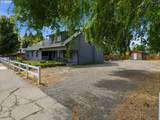 1319 Main St - Photo 4