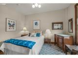 233 4TH St - Photo 14