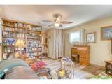 709 Mill St - Photo 17