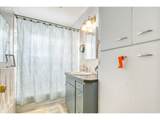 709 Mill St - Photo 24