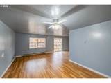 905 Ash St - Photo 18