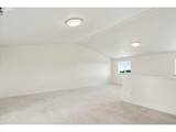 2439 33RD St - Photo 18