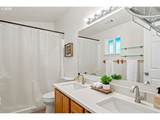2439 33RD St - Photo 36
