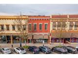 231 Commercial St - Photo 1
