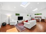 1638 Upland Dr - Photo 15