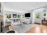 1638 Upland Dr - Photo 3