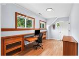 1638 Upland Dr - Photo 30