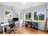 1638 Upland Dr - Photo 32