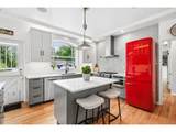 1638 Upland Dr - Photo 9