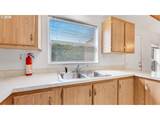 875 York St - Photo 15