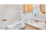 875 York St - Photo 21