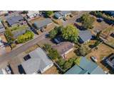 875 York St - Photo 4
