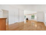875 York St - Photo 9