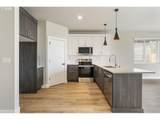 744 34th St - Photo 11