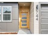 744 34th St - Photo 2