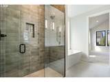 760 V St - Photo 32