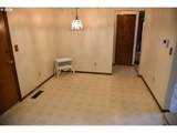 847 George St - Photo 6