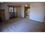 847 George St - Photo 9
