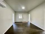 1039 Chestnut Ave - Photo 4