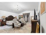 1396 Laurel Ct - Photo 11