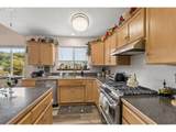 1396 Laurel Ct - Photo 6
