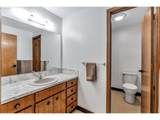 2005 Carriage Way - Photo 25