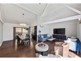 1320 Ingersoll St - Photo 11