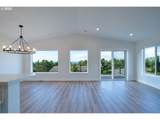 120 Crescent St - Photo 6