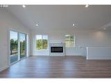 120 Crescent St - Photo 7