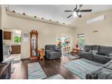 120 Linda Ln - Photo 4