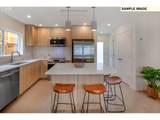 2538 Custer St - Photo 3