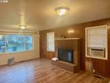 1323 Hawthorne St - Photo 2