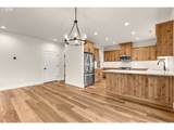 916 35TH St - Photo 11