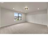 916 35TH St - Photo 20
