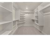 916 35TH St - Photo 25